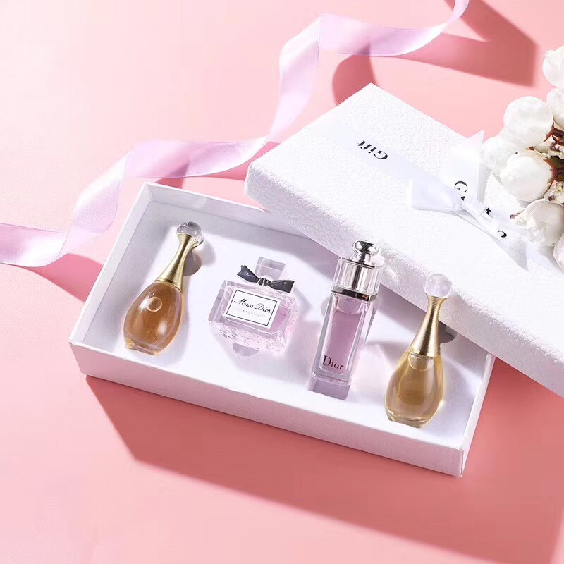 香港直邮 Dior 迪奥香水小样真我魅惑花漾 四件套