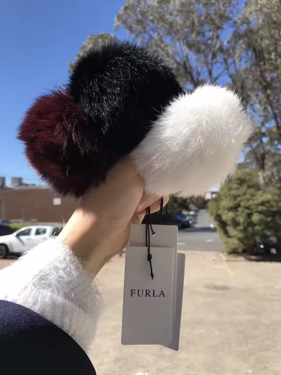 【澳洲仓】Furla 兔毛毛球（颜色随机发）