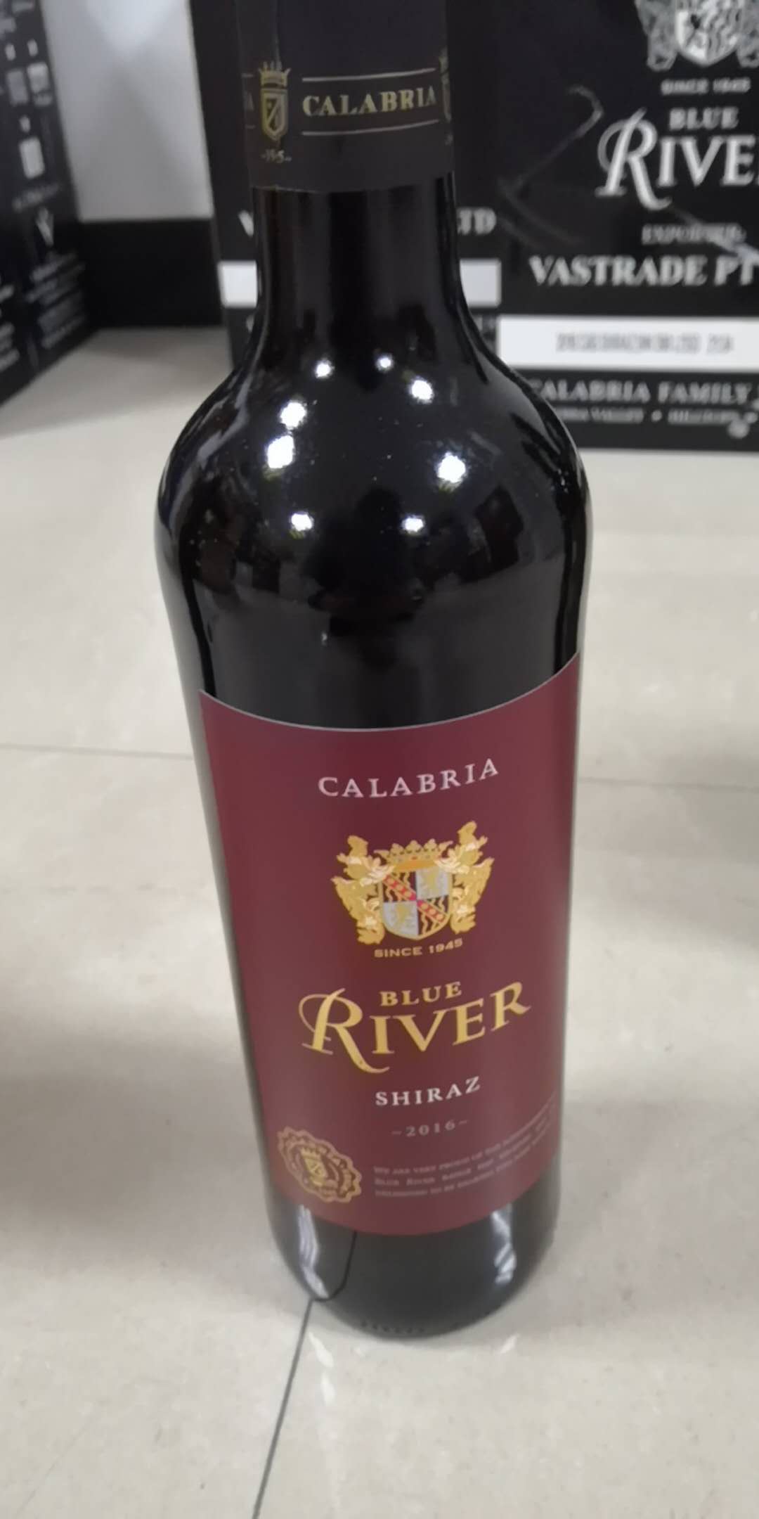 【中国仓】卡拉布里亚家族酒业 蓝河（红标）西拉红葡萄酒 BLUERIVER REDLABLE SHIRAZ（全国EMS包邮）